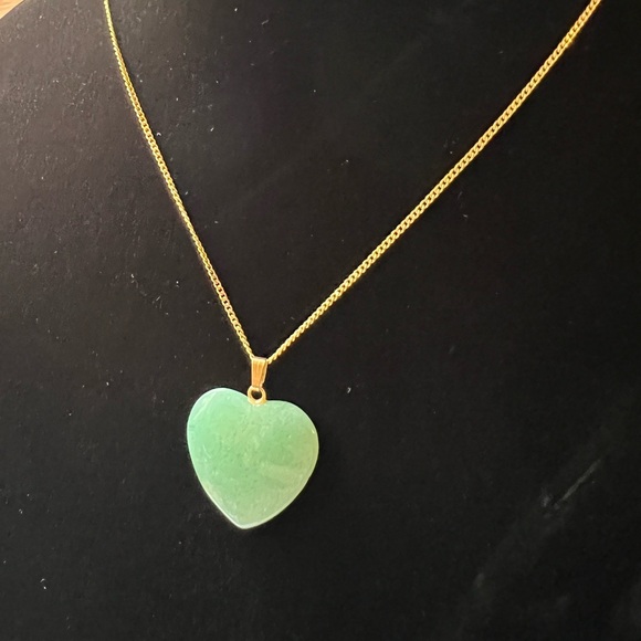 Stone Heart on 12k GF Chain - Green Pendant Necklace - Picture 3 of 15
